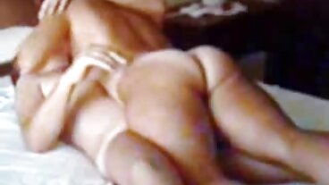 అందగత్తె MILF మాగ్నిఫిక్ తెలుగు సెక్స్ మూవీస్ కొలనులో అద్భుతమైన శరీరాన్ని చూపుతుంది