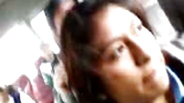వర్కవుట్ చేస్తున్నప్పుడు అద్భుతమైన ట్రాంప్ తెలుగు సెక్స్ మూవీస్ డబుల్ చొచ్చుకుపోయింది